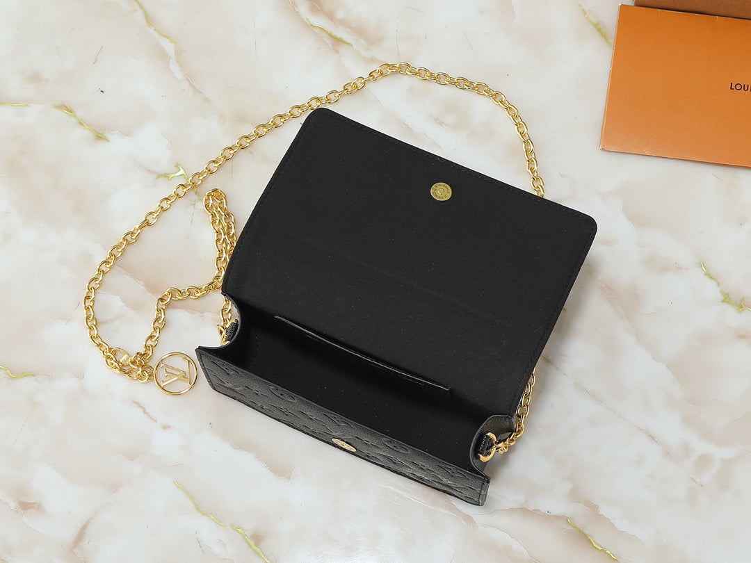 Lv Small Purse
