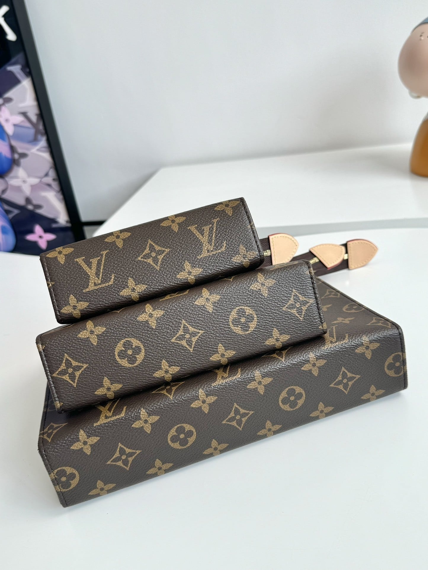 LV Mirror Quality 3 Piece Toiletries Set