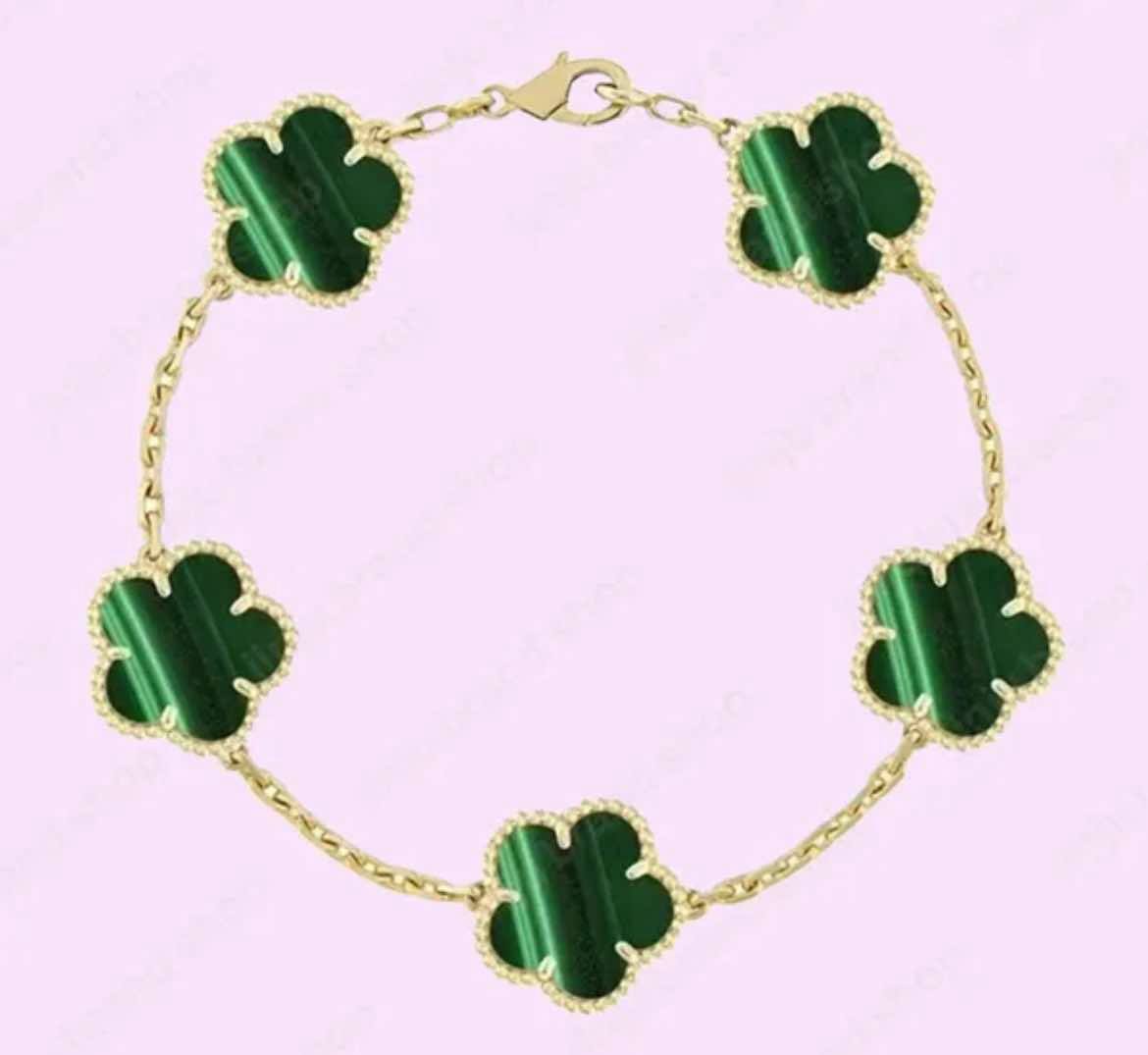 VC Bracelet in gold or silver