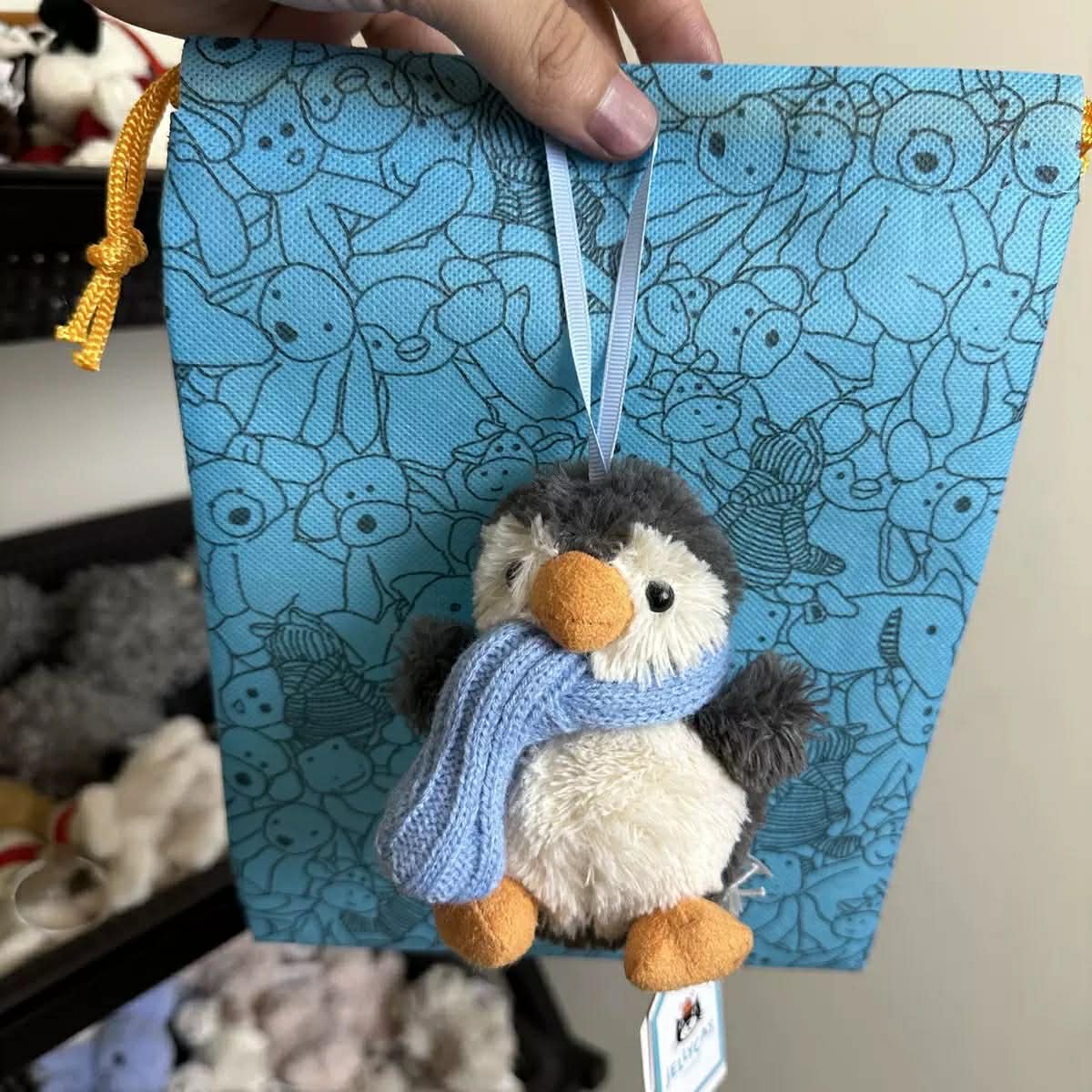 Penguin with Scarf Inspired Jelly Cat Keychain (Copy)