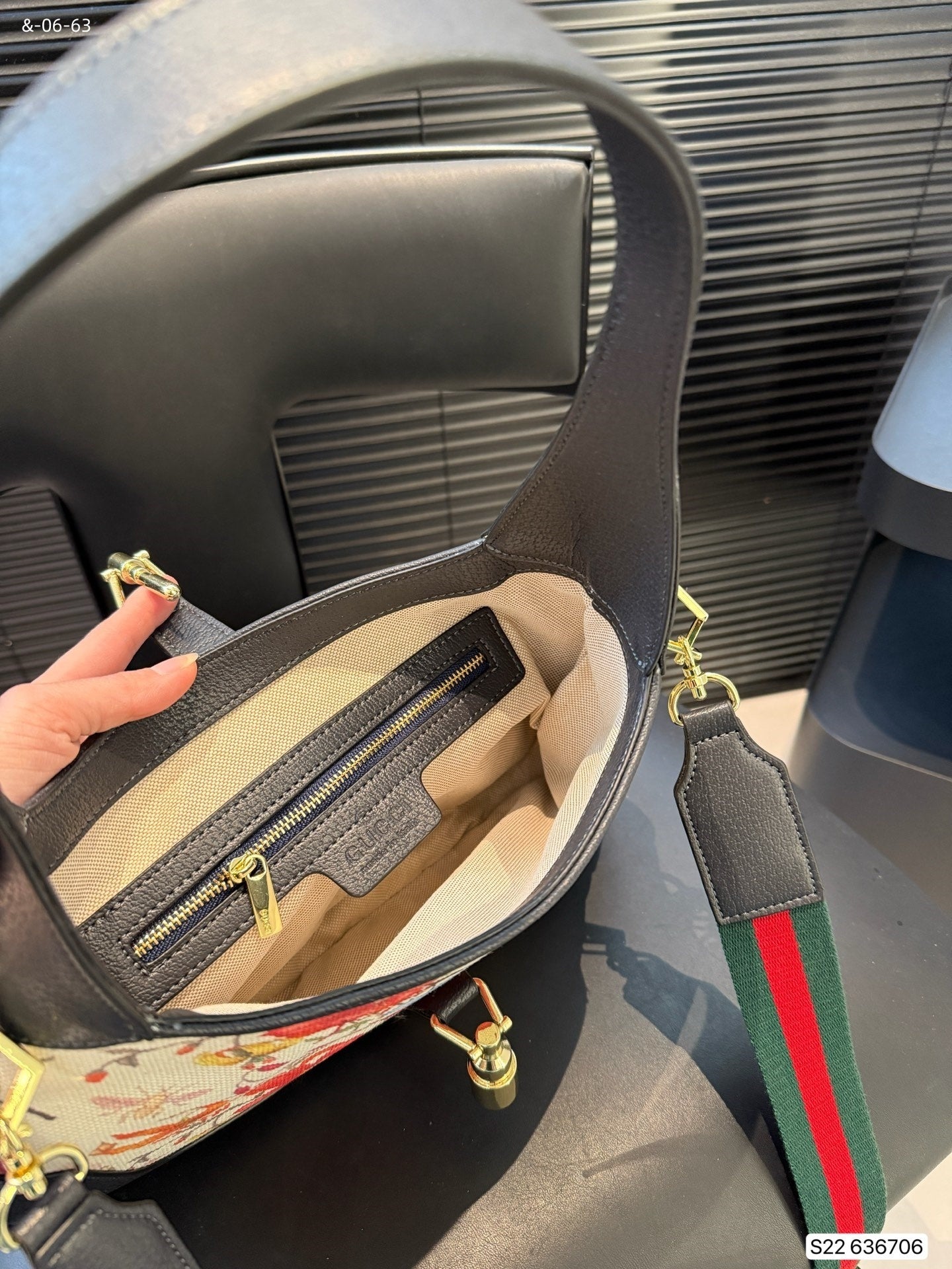 Gucci Mirror floral Bag
