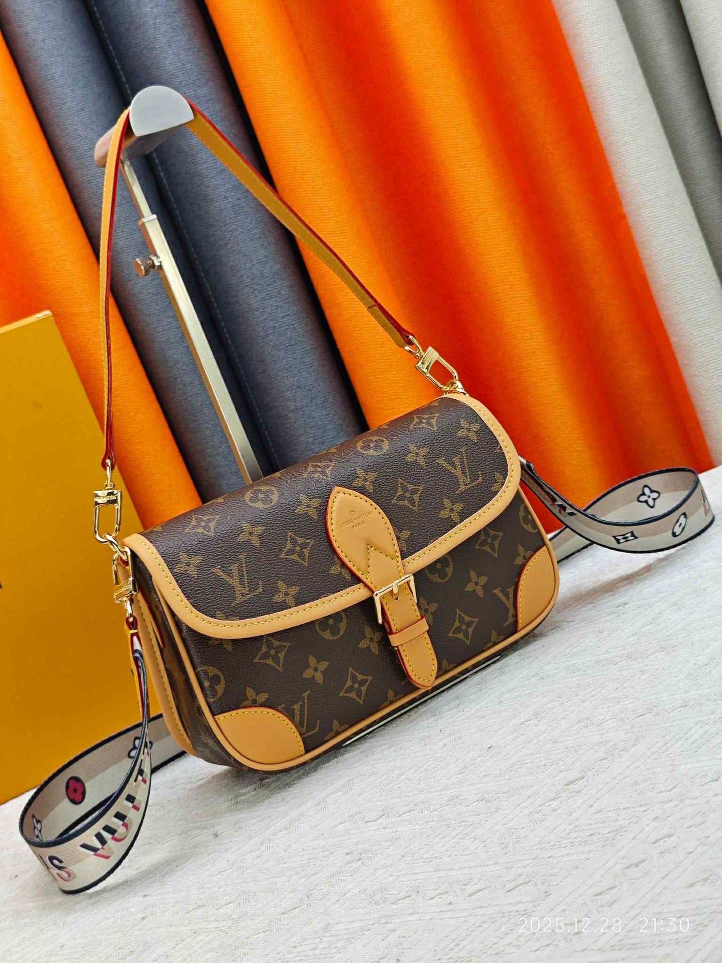 Top Quality Lv Crossbody Bag