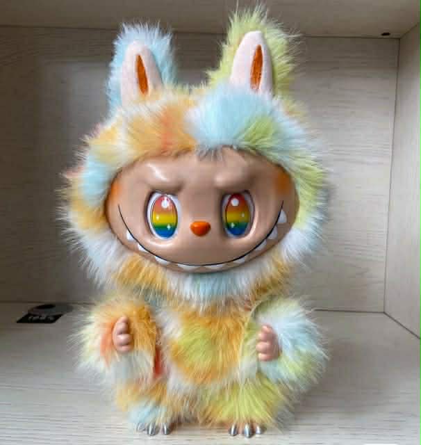 Jumbo Eye Moving Labubu