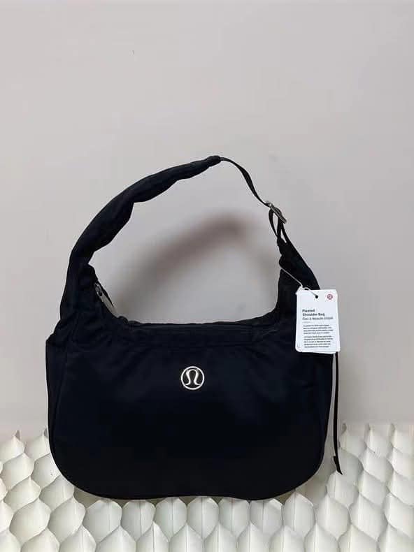 lulu shoulder bag