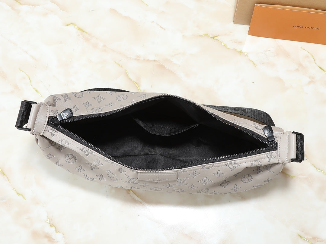 Lv Crescent Bag Large