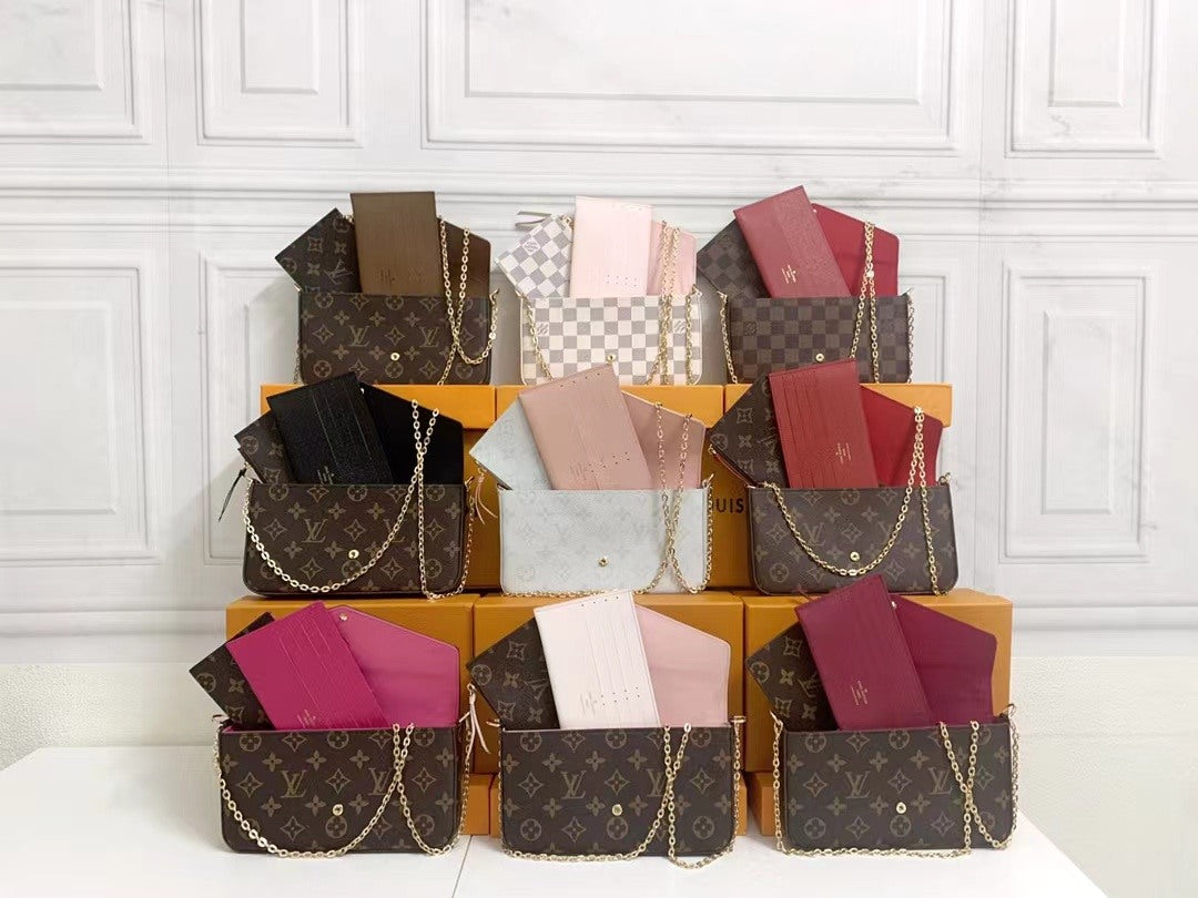 L Small Clutch Purse