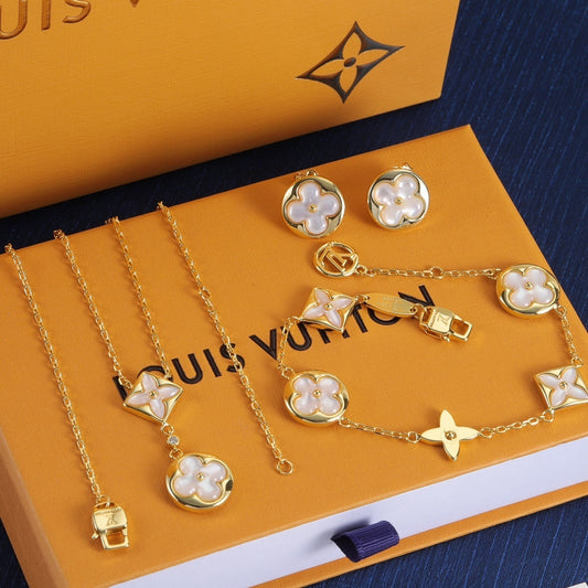 LV Necklace Set w/Box