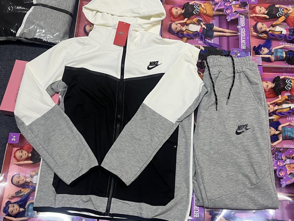 Mens Nike Jogger Set
