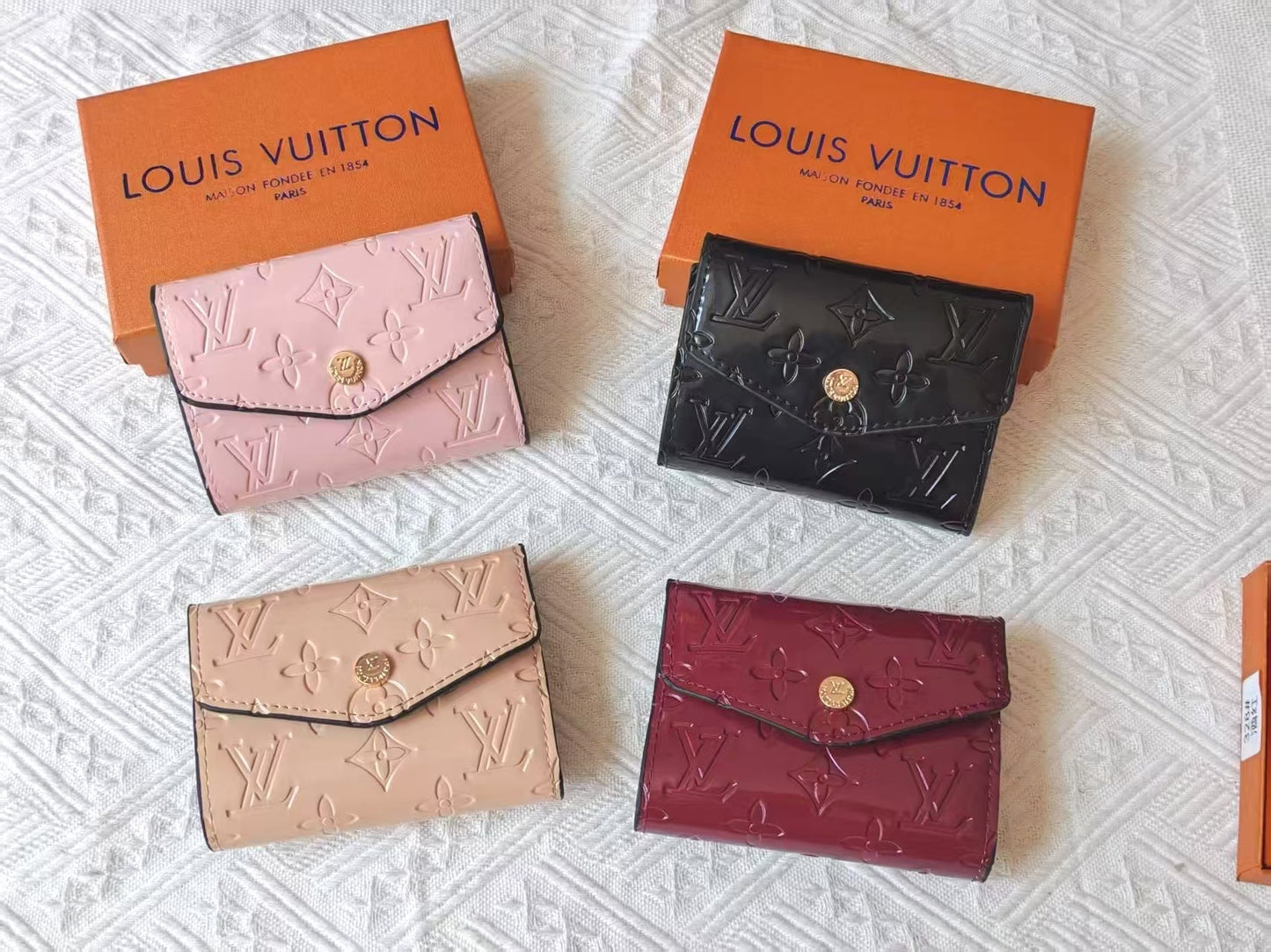 Lv Wallet With Box Mirror Quality