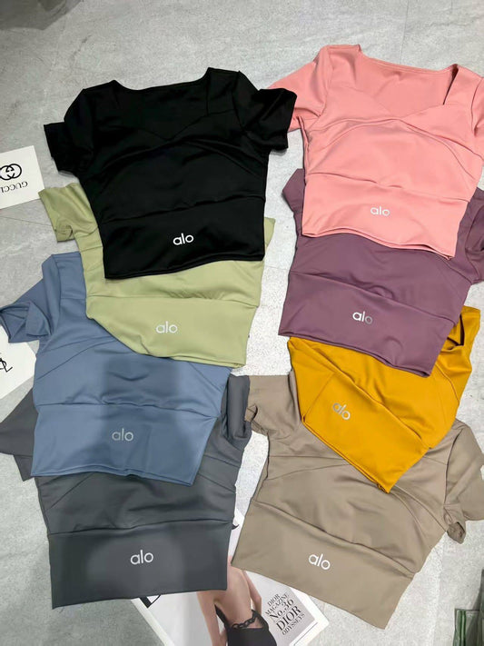 Alo Crop Top