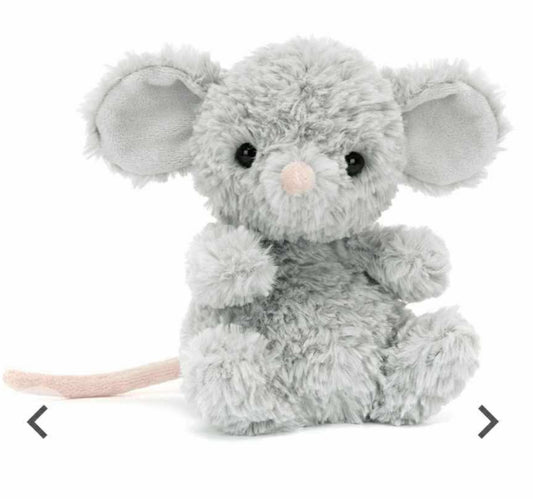 Yummy mouse jelly cat