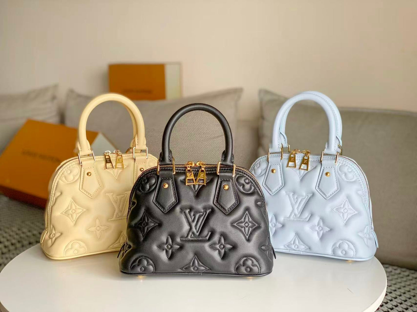 Lv Alma Bag Mirror Quality